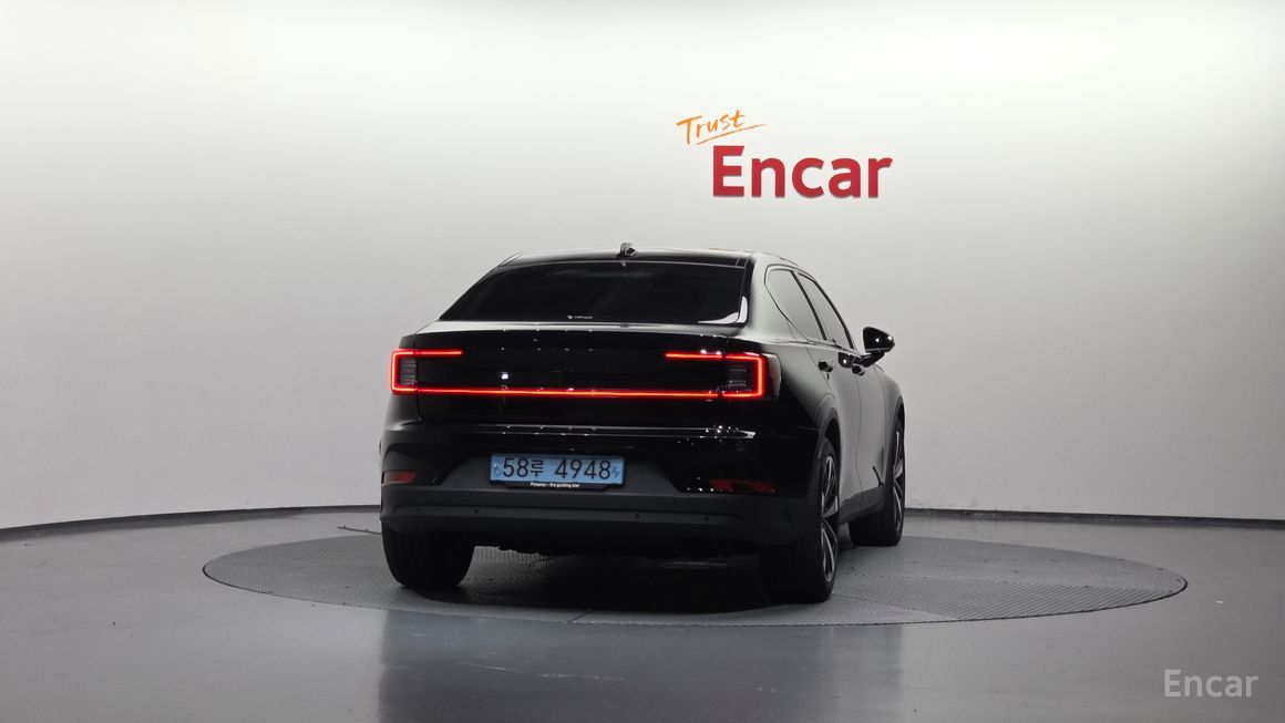 Polestar 2 - фото 3