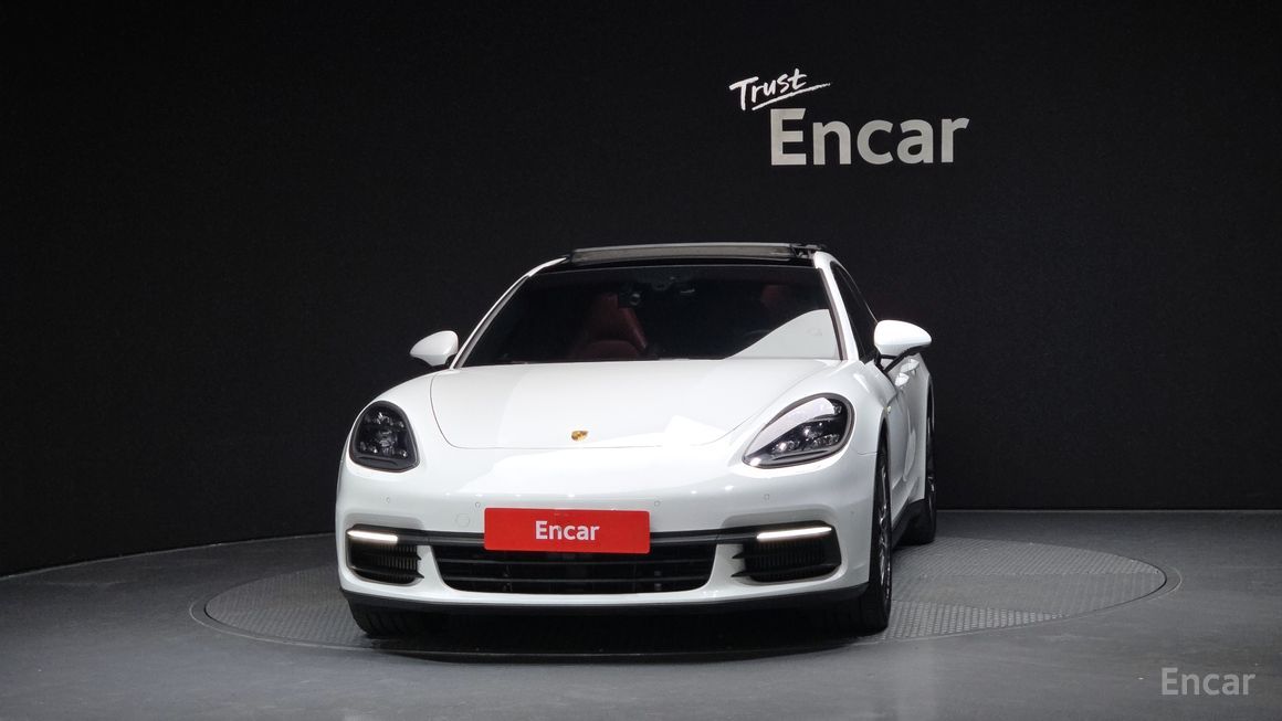 Porsche Panamera - фото 2