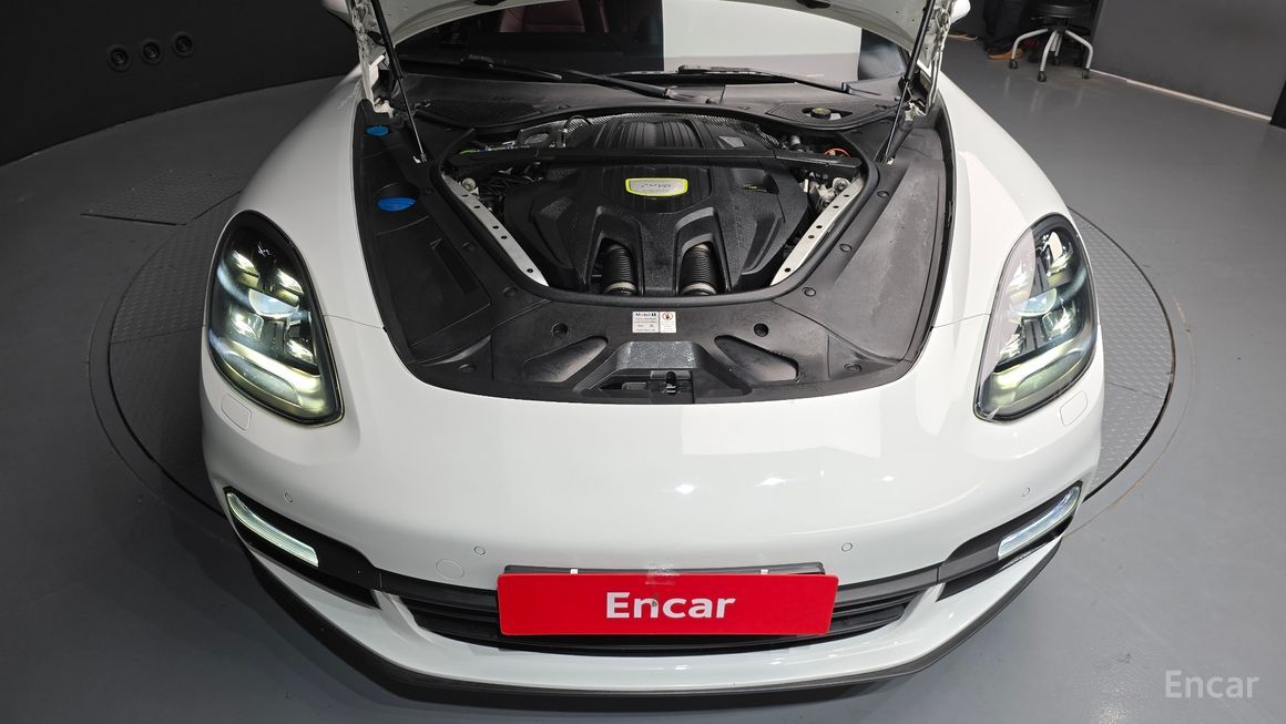 Porsche Panamera - фото 5