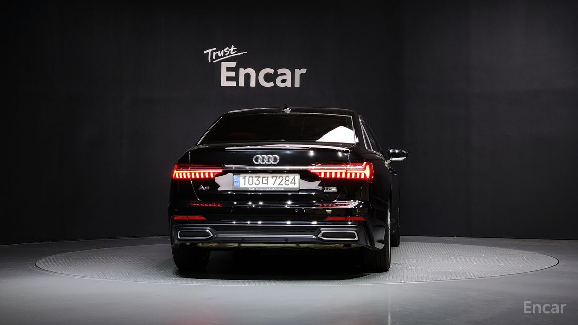 Audi A6 - фото 3
