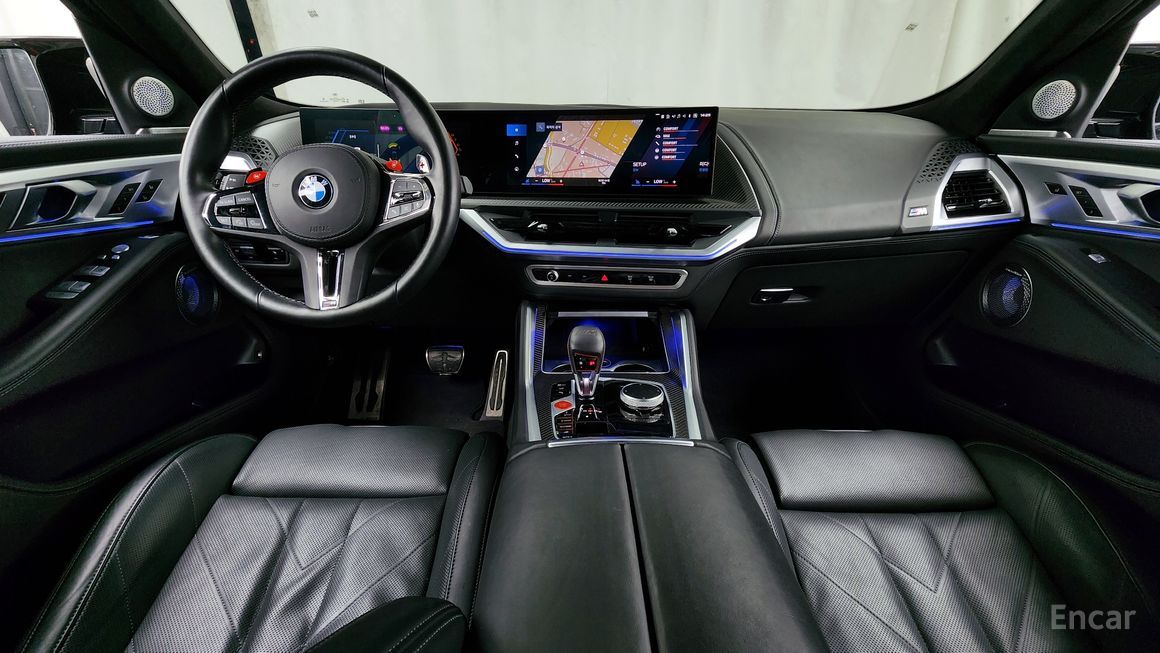 BMW XM - фото 6