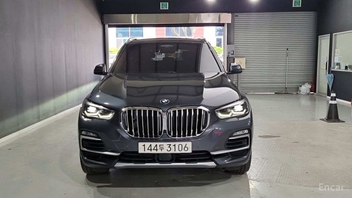 BMW X5 - фото 2