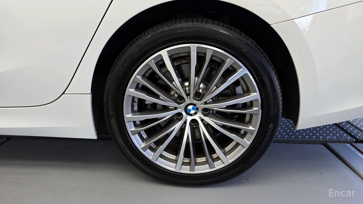 BMW 3 Series - фото 4