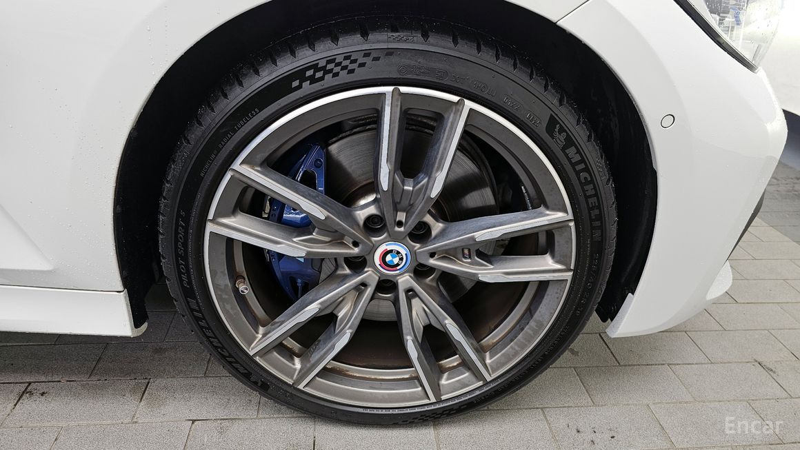 BMW 3 Series - фото 4