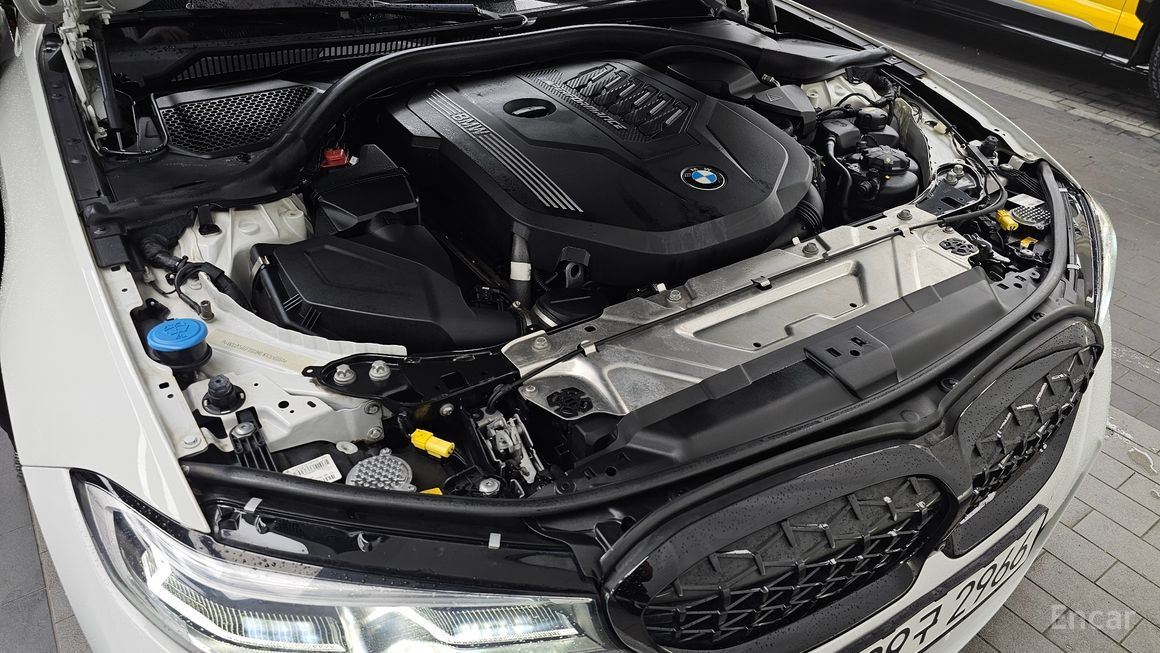 BMW 3 Series - фото 5