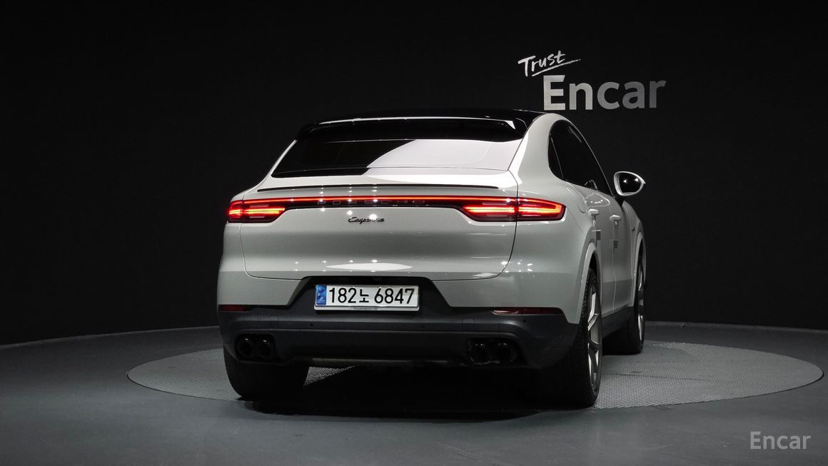 Porsche Cayenne - фото 3