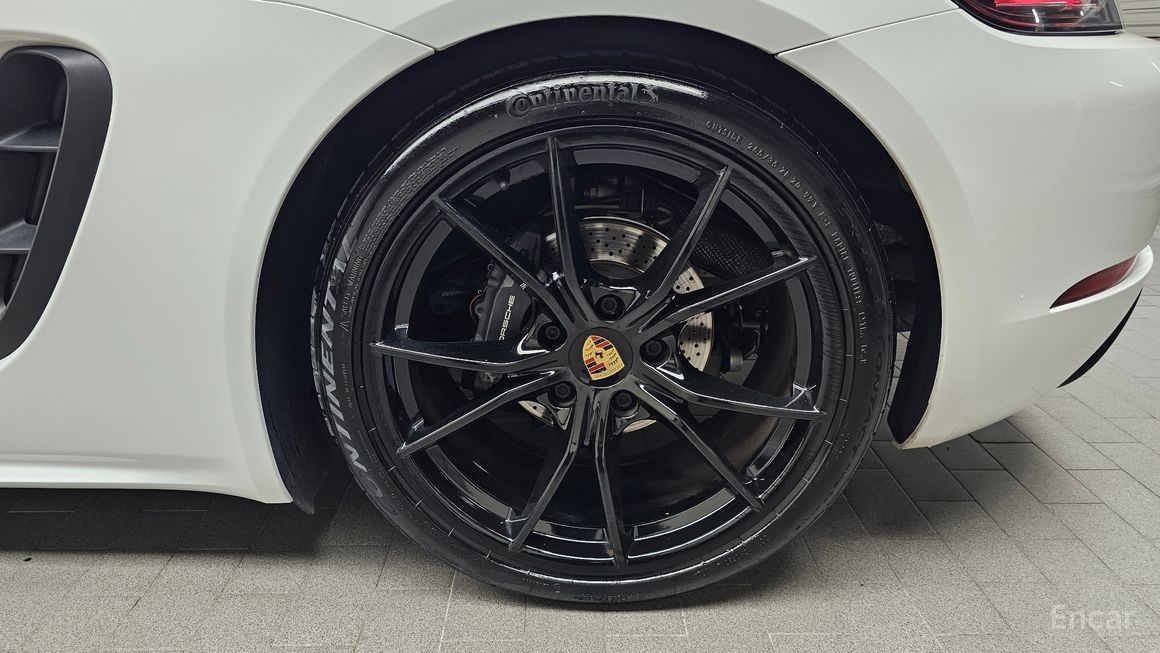 Porsche 718 - фото 4