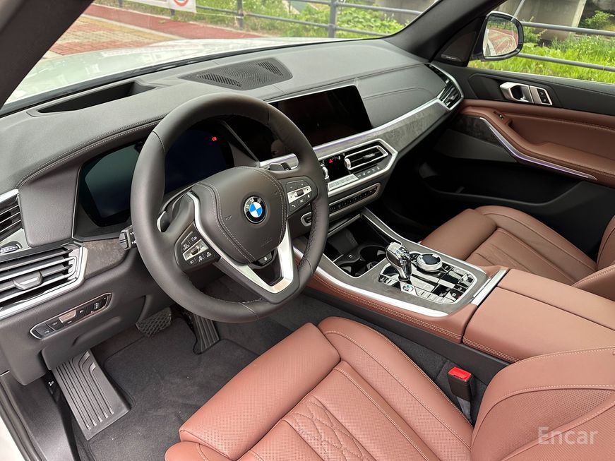 BMW X5 - фото 6
