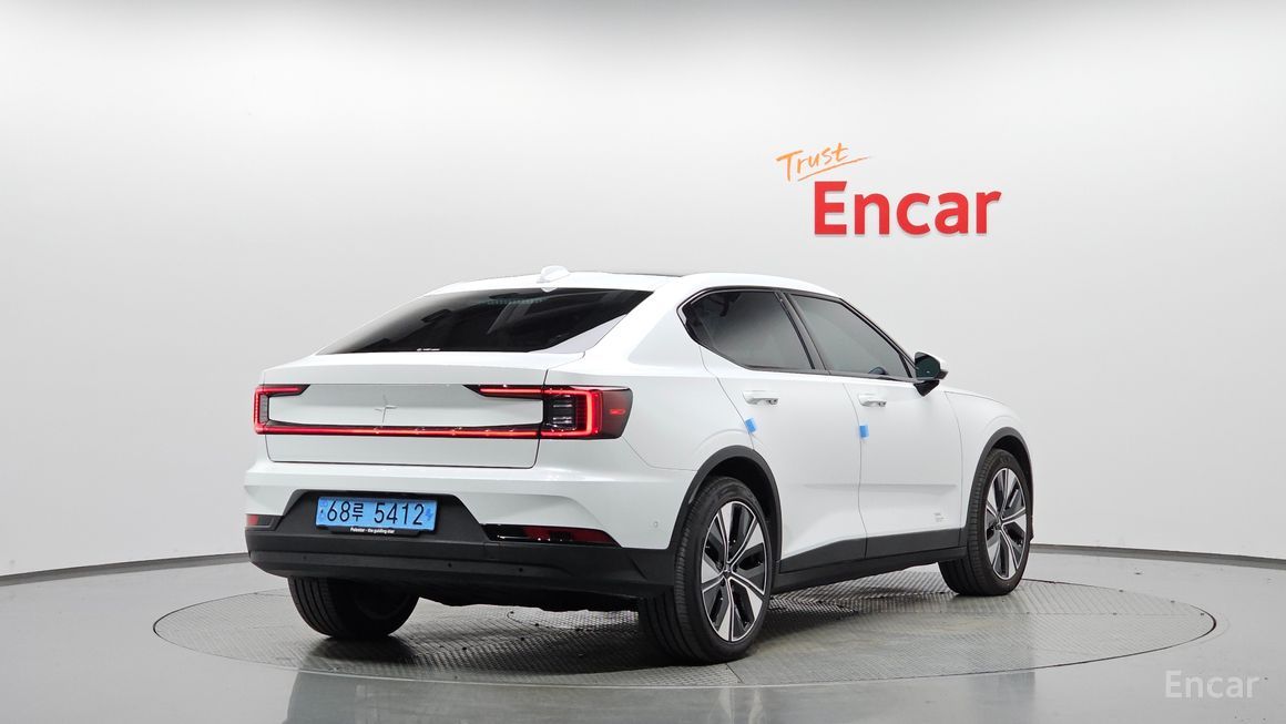 Polestar 2 - фото 1