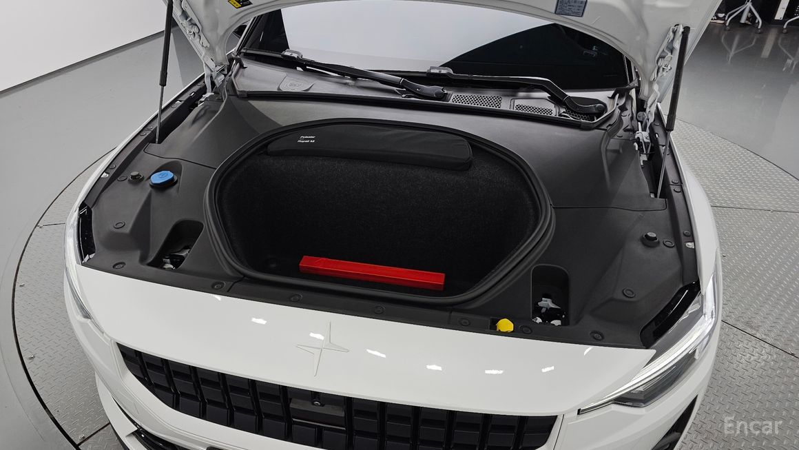 Polestar 2 - фото 5