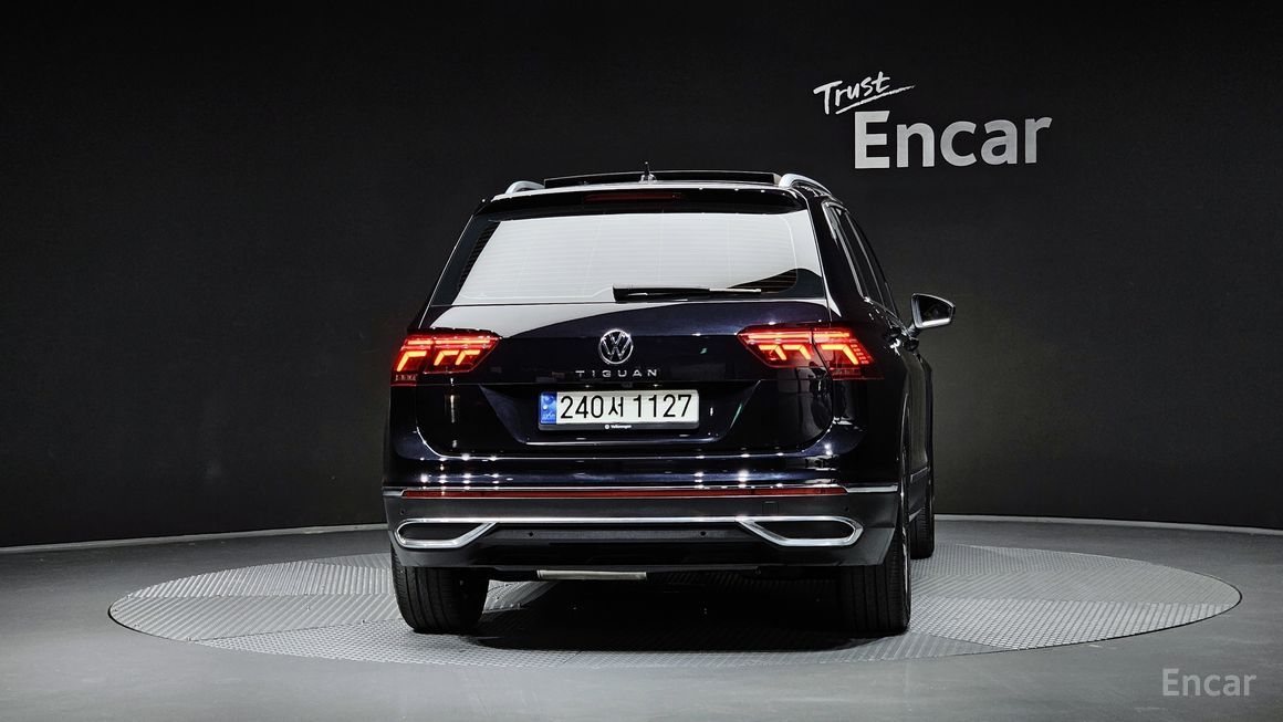 Volkswagen Tiguan - фото 3