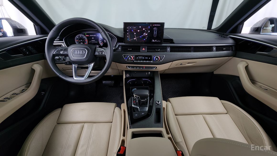 Audi A4 - фото 6