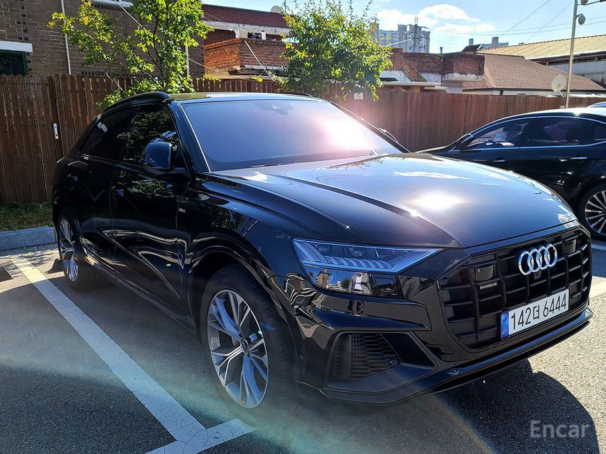 Audi Q8 - фото 2