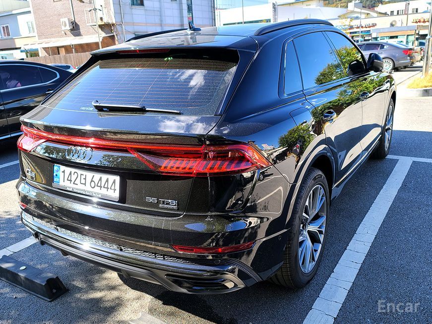 Audi Q8 - фото 3