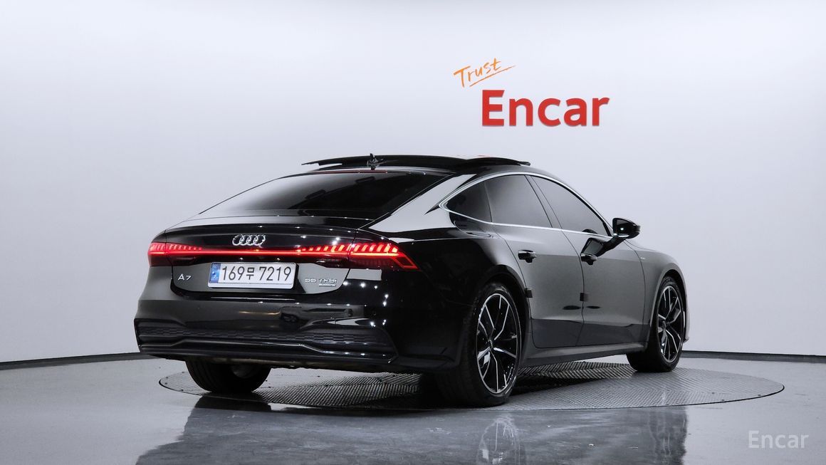 Audi A7 - фото 1