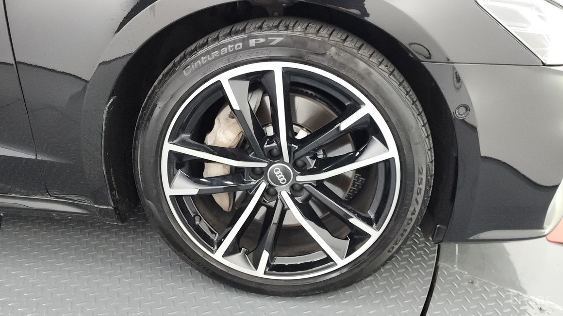 Audi A7 - фото 4