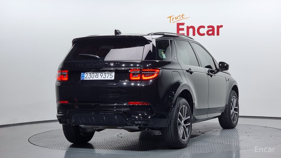 Land Rover Discovery Sports - фото 1