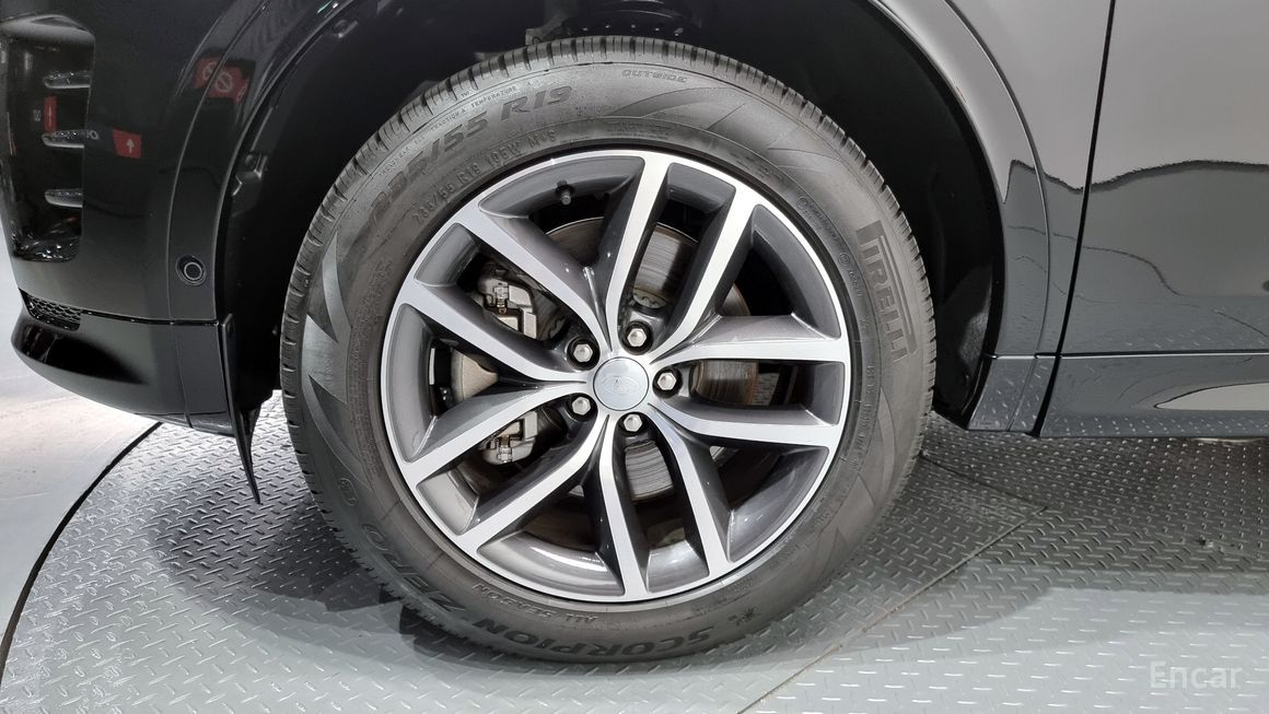 Land Rover Discovery Sports - фото 4