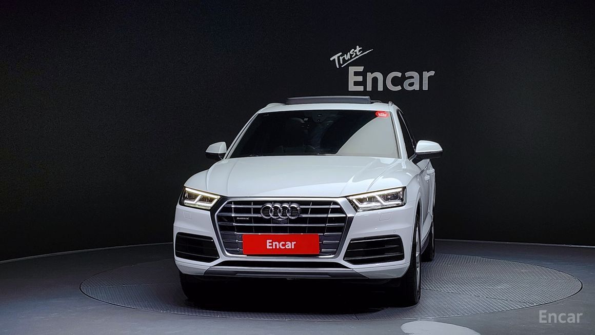 Audi Q5 - фото 2
