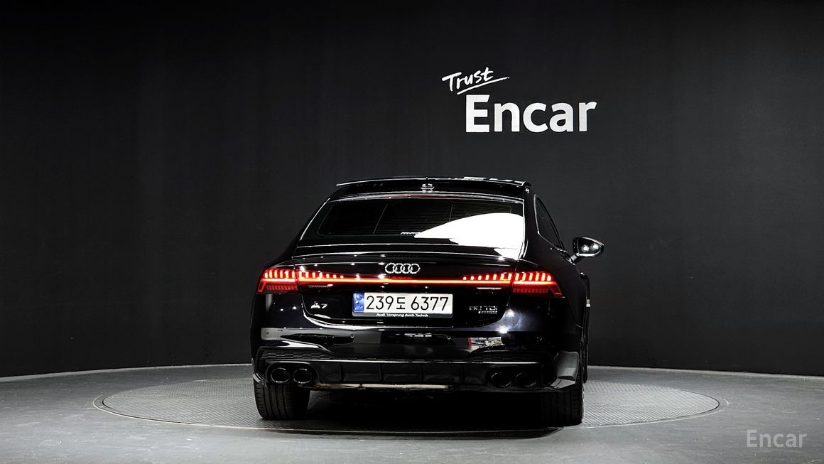 Audi A7 - фото 3