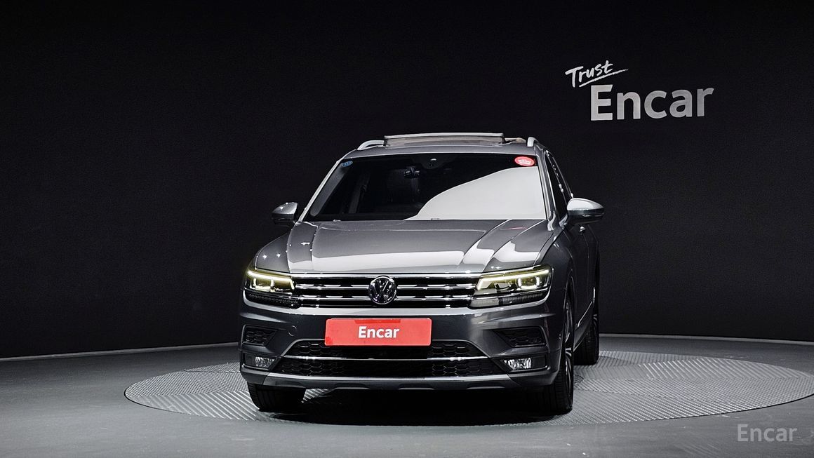 Volkswagen Tiguan - фото 2