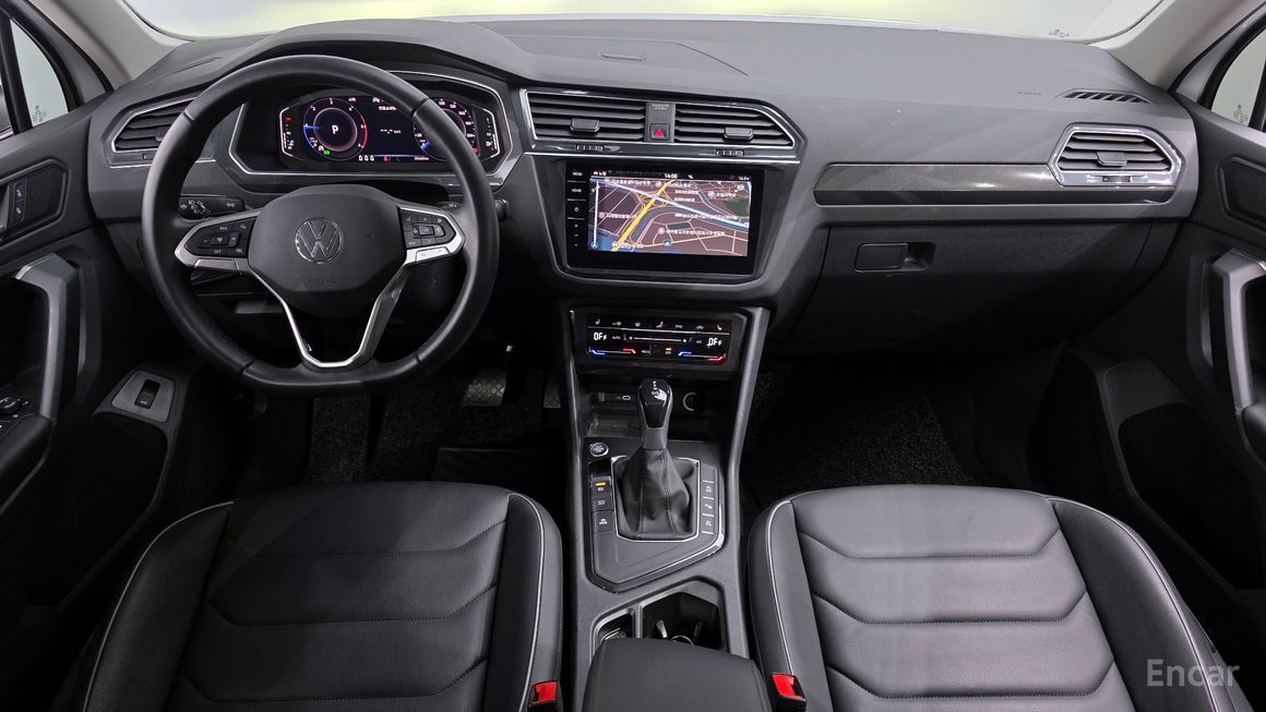 Volkswagen Tiguan - фото 6