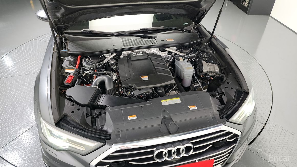 Audi A6 - фото 5