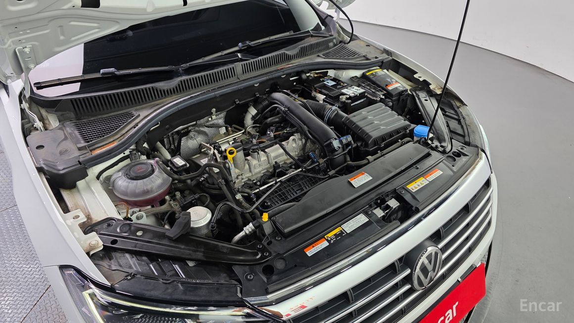 Volkswagen Jetta - фото 5