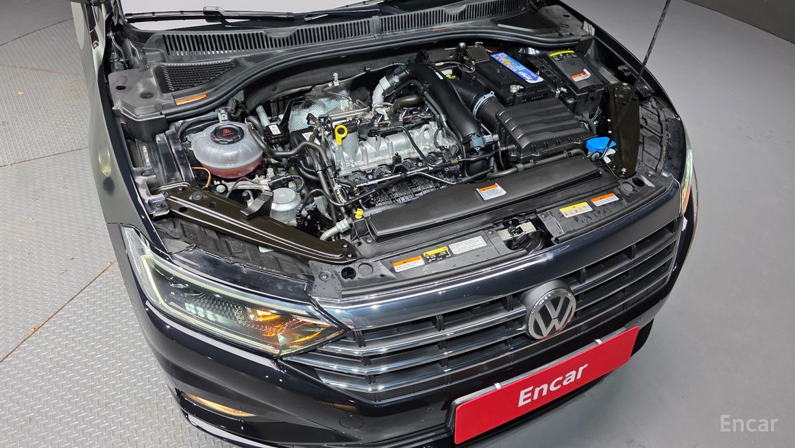 Volkswagen Jetta - фото 5