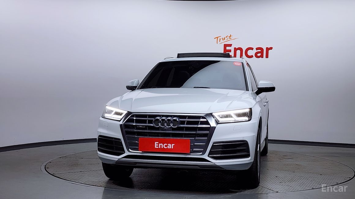 Audi Q5 - фото 2