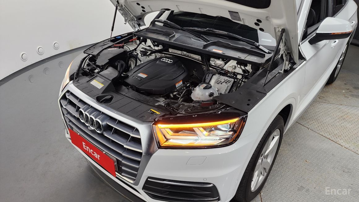 Audi Q5 - фото 5