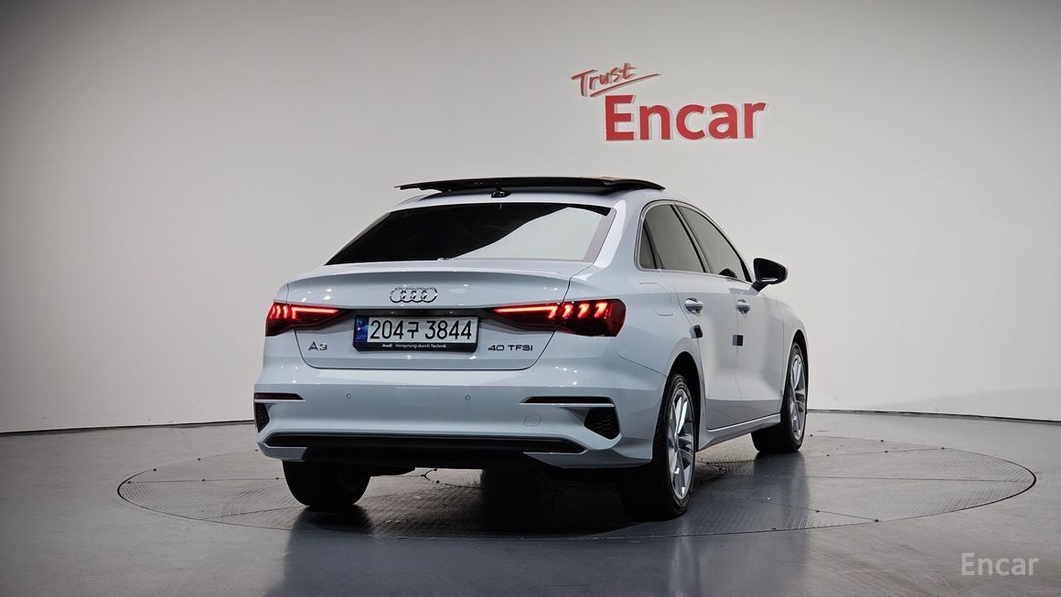 Audi A3 - фото 3