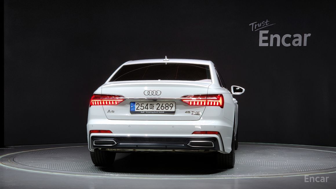 Audi A6 - фото 3