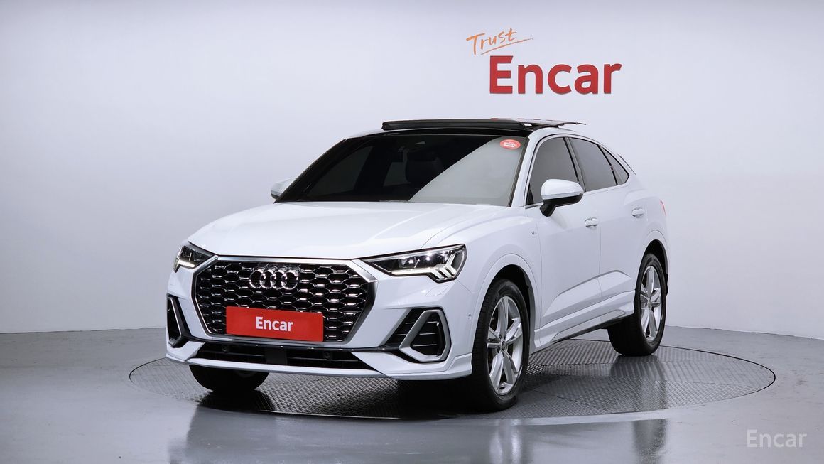 Audi Q3 - фото 0