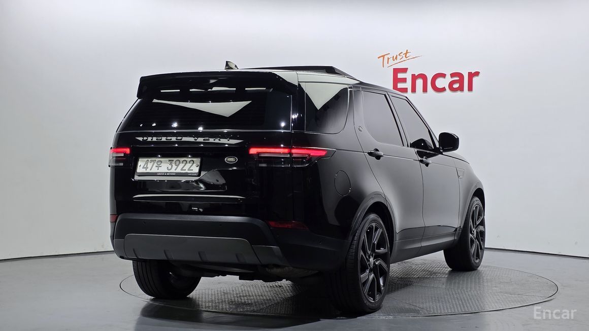 Land Rover Discovery - фото 1