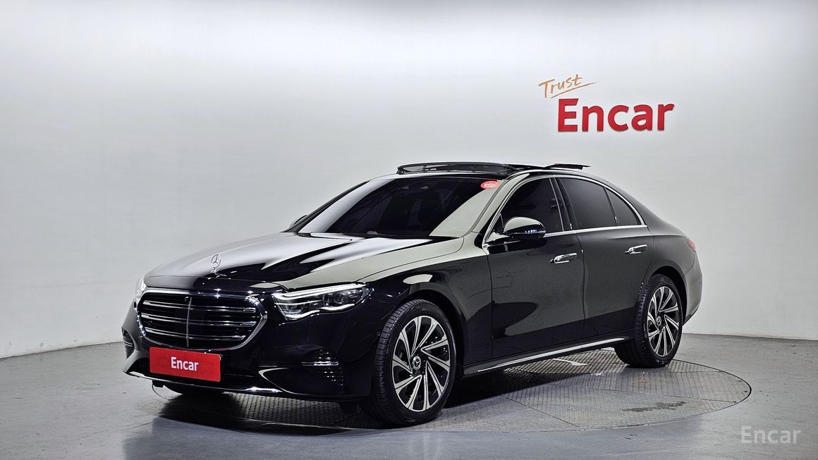 Mercedes-Benz E-Class - фото 0
