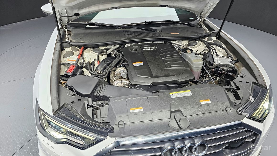 Audi A6 - фото 5