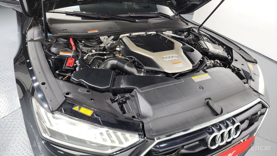 Audi A7 - фото 5