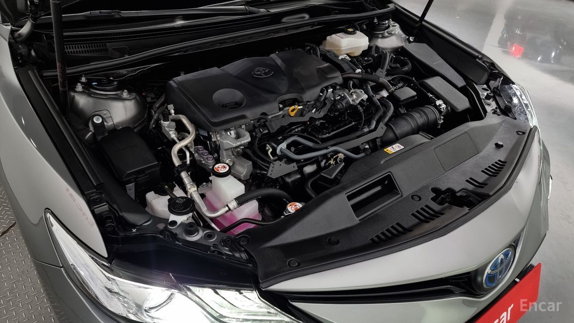 Toyota Camry - фото 5