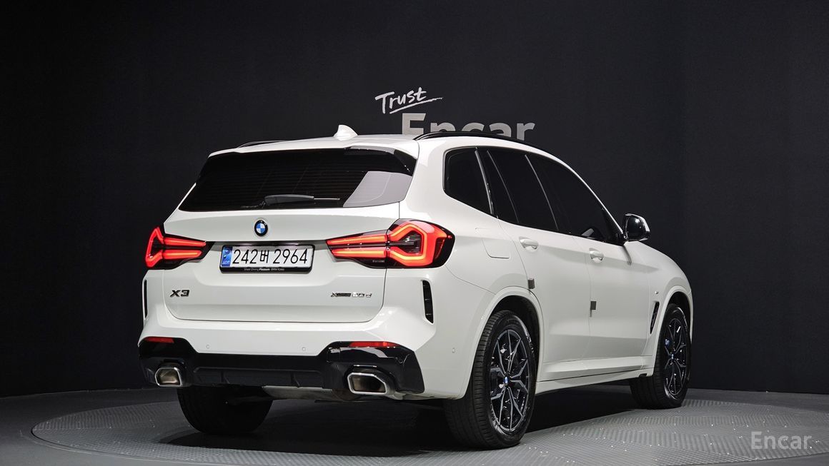 BMW X3 - фото 1