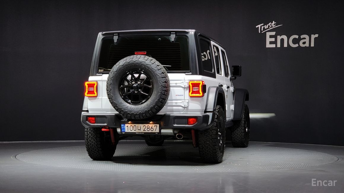 Jeep Wrangler - фото 3