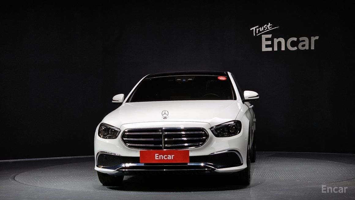 Mercedes-Benz E-Class - фото 2