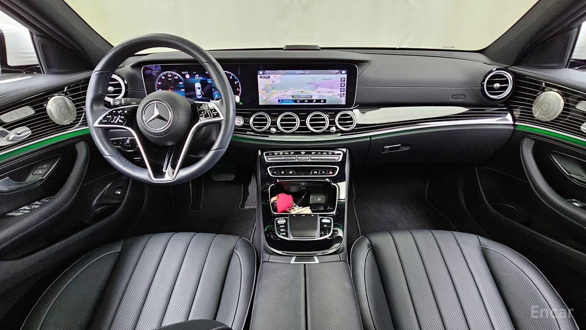 Mercedes-Benz E-Class - фото 6