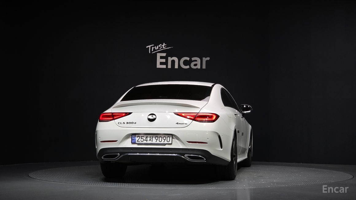 Mercedes-Benz CLS-Class - фото 3