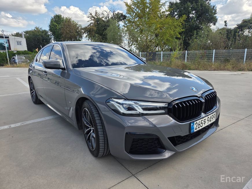 BMW 5 Series - фото 1