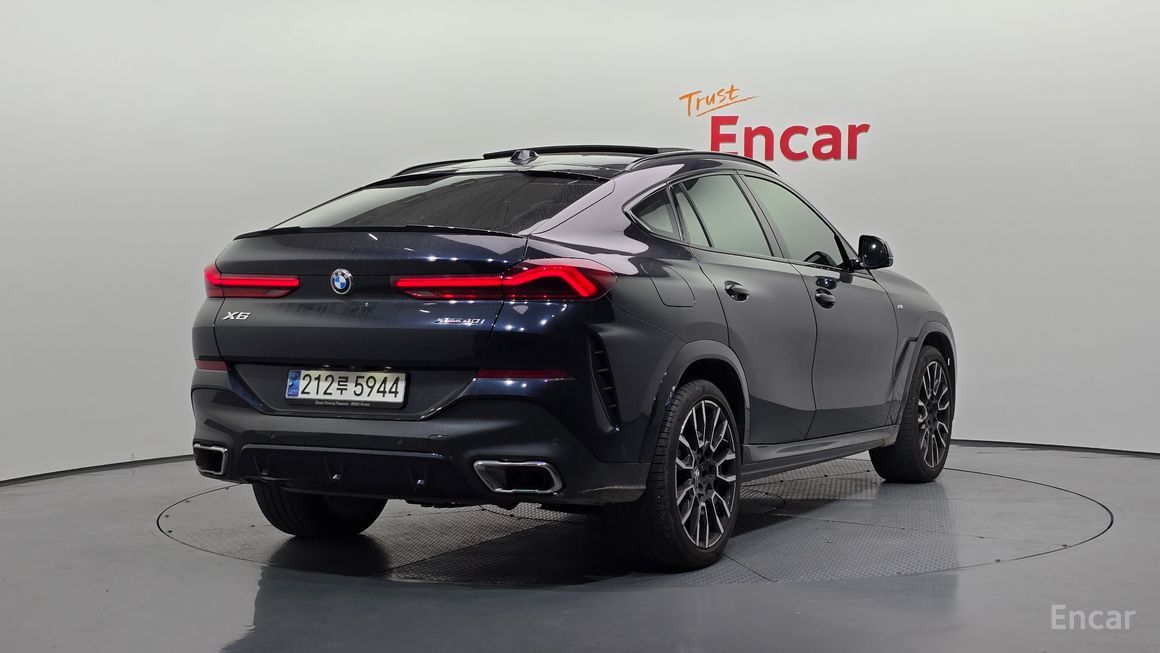 BMW X6 - фото 1