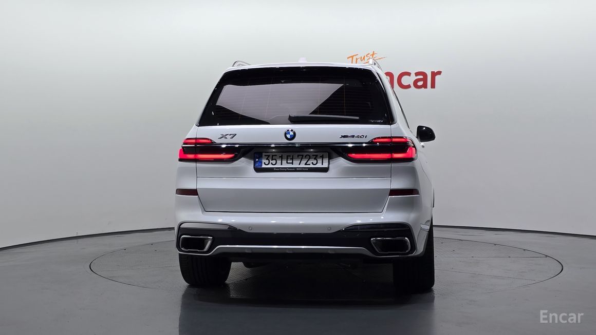 BMW X7 - фото 3