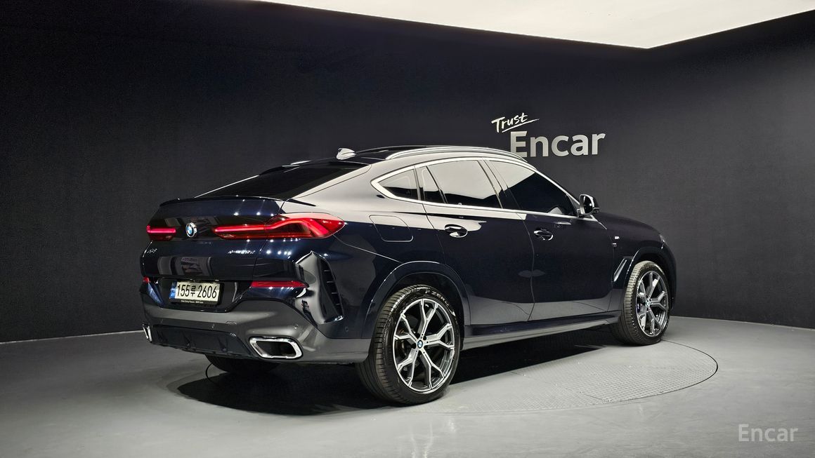 BMW X6 - фото 1