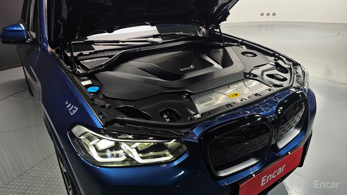 BMW iX3 - фото 5