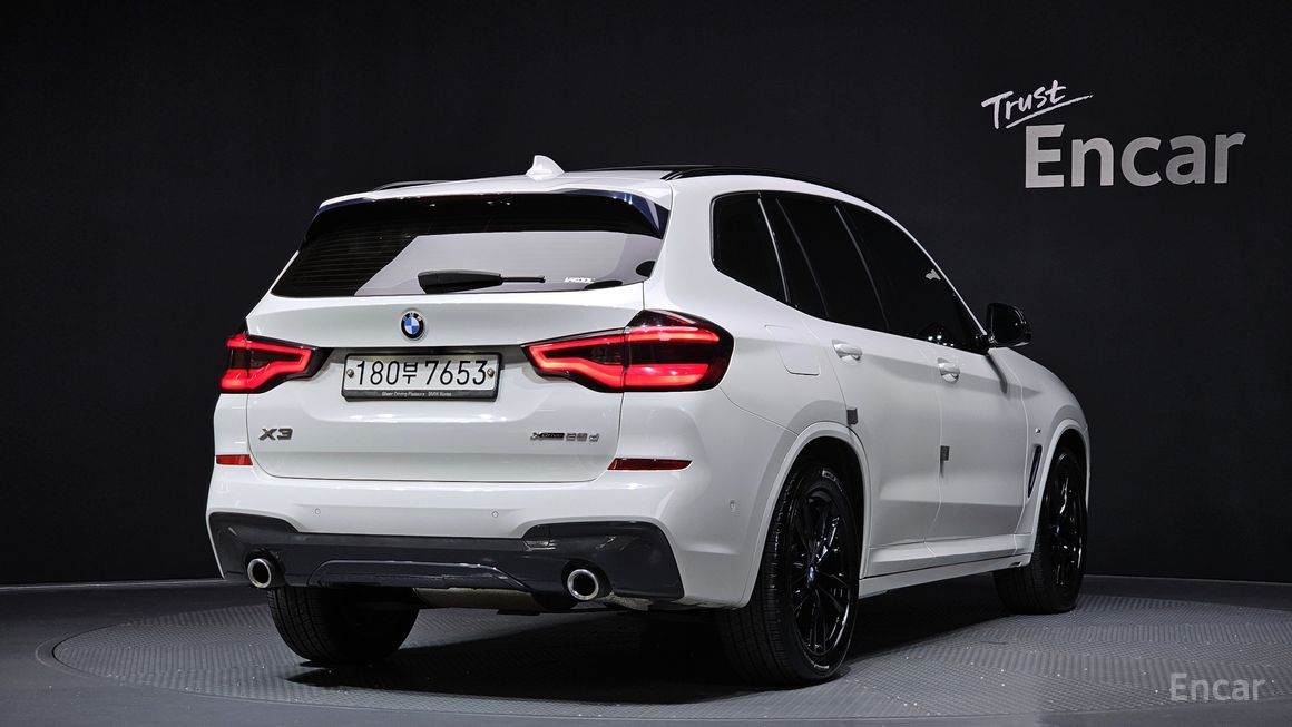 BMW X3 - фото 1